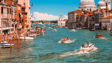 Benátky zavadí poplatek za vstup do města
