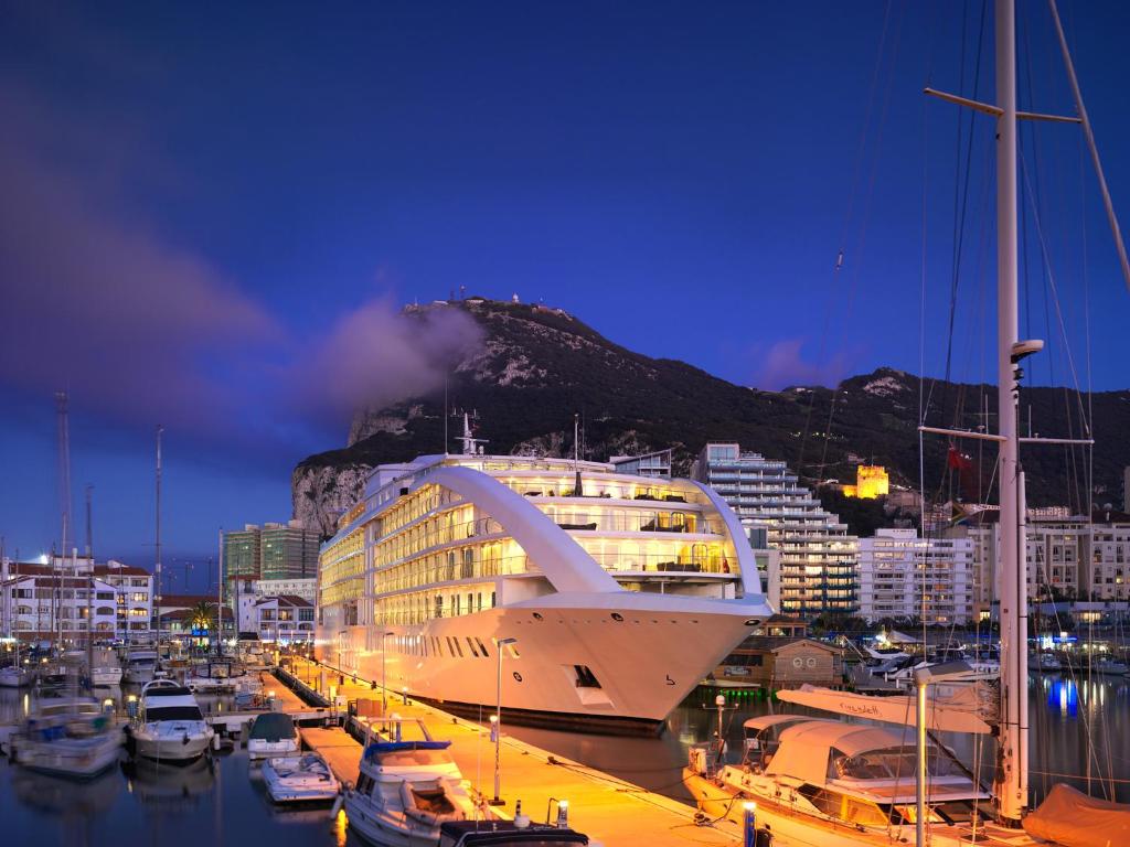 Luxusní dovolená na jachtě Sunborn Gibraltar