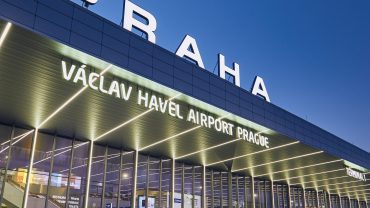 Praha mění pravidla hry: Nové scannery na Letišti Václava Havla přináší pohodlí a víc vody!
